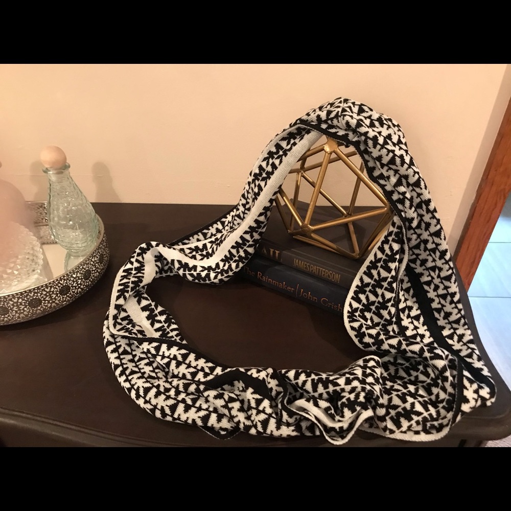 Michael Kors infinity scarf